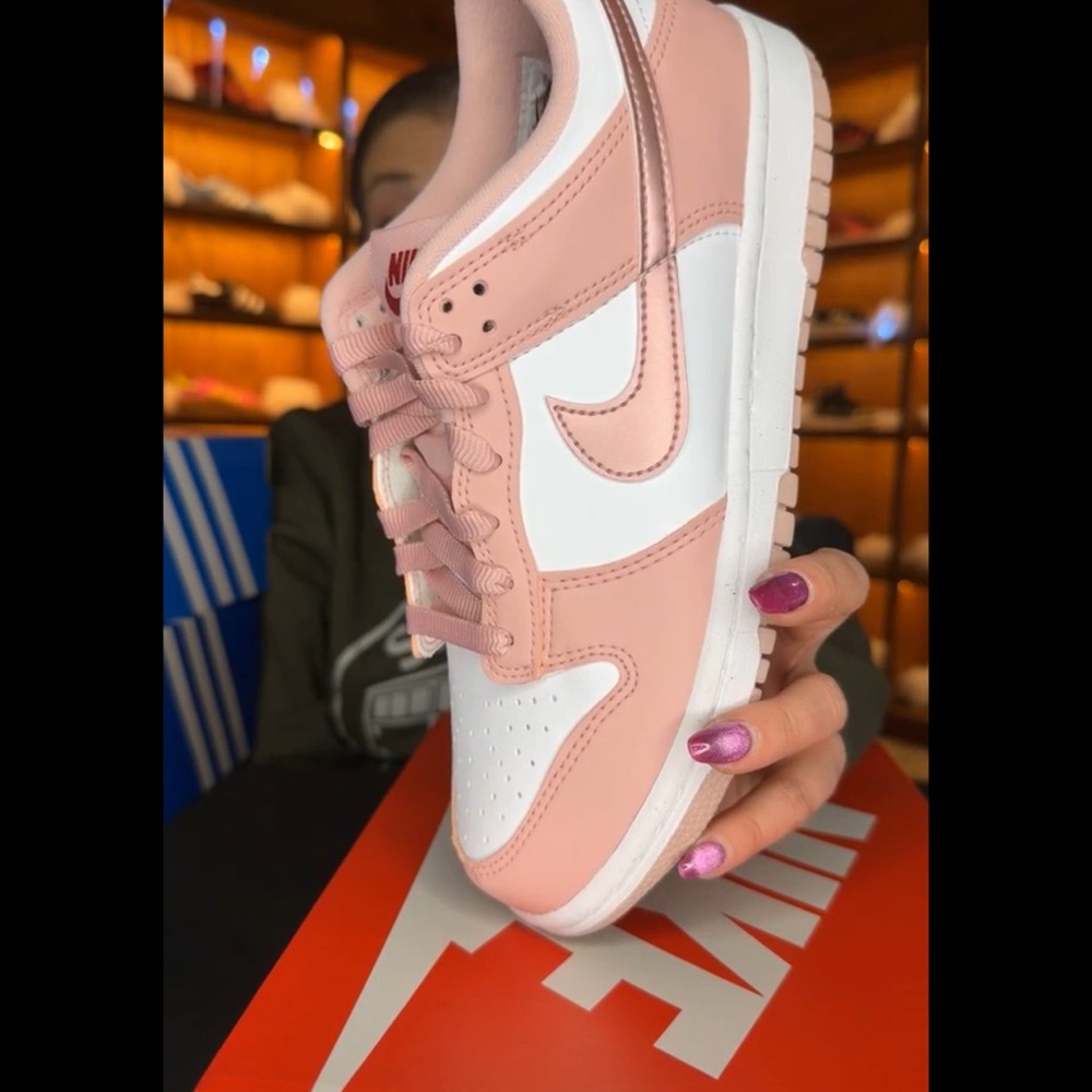Nike Dunk Low GS Pink White Sneakers New in Box Youth 7Y Women 8.5 - Picture 2 of 10